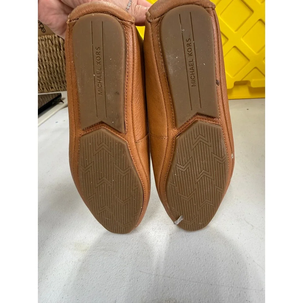Michael Kors Lillie Moc Brown Pebbled Leather Flats‎ Gold MK Logo 8M 40R9LIFP2B